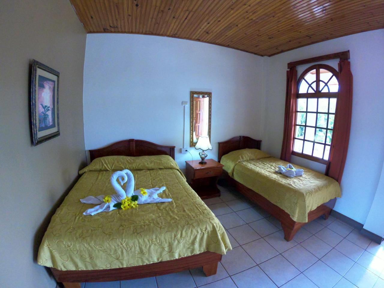 Hotel Los Higuerones Paso Canoas ภายนอก รูปภาพ